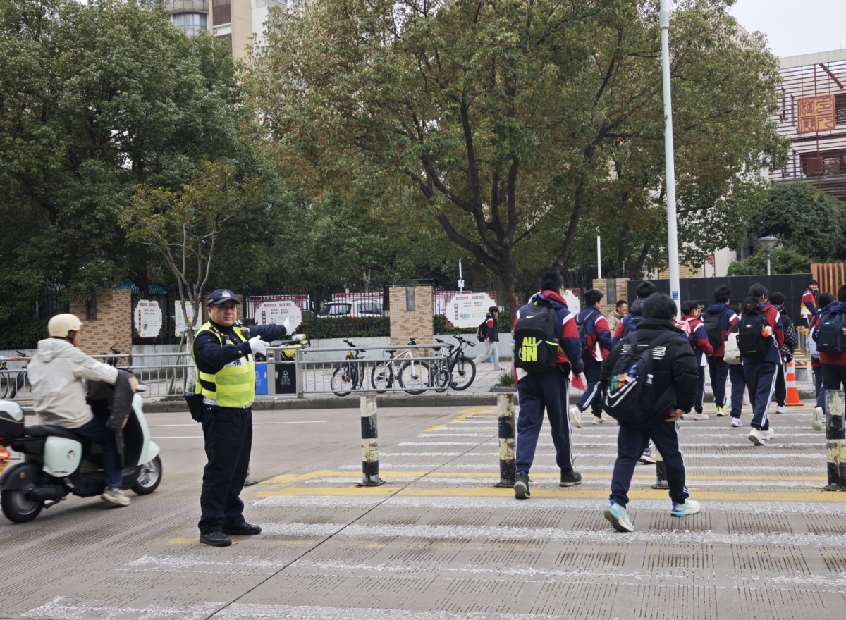 �_(k��i)�W(xu��)������۴�ݽ����o(h��)�W(xu��)æ�������x �z.jpg